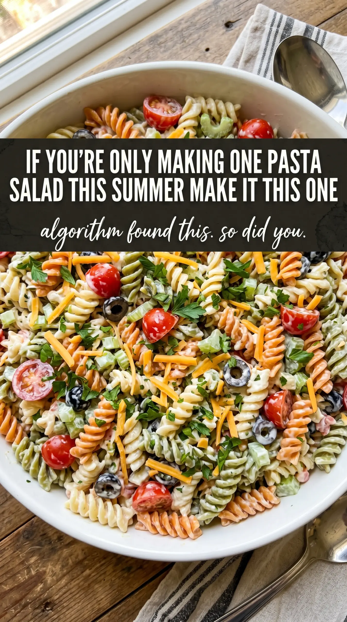 Loose creamy dressing salad coating